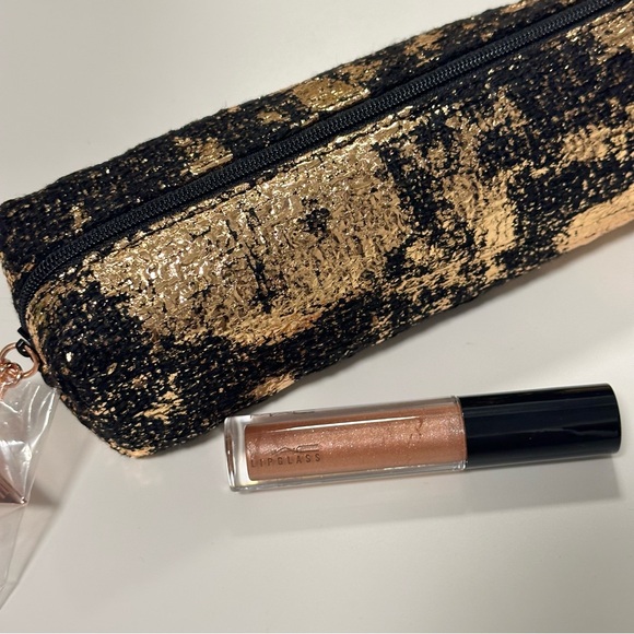 MAC Lipglass - Among the Stars - Picture 1 of 4